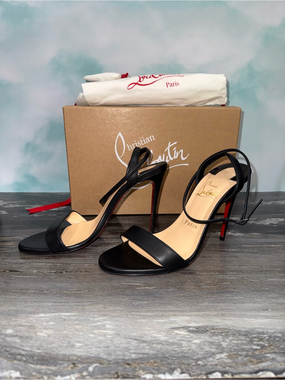 CHRISTIAN LOUBOUTIN LOUBIGIRL 100 BLACK PATENT LEATHER HEELS - Size 38
